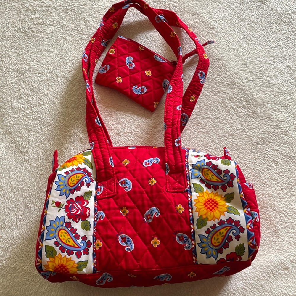 Brand New Quilted Barrel Tote with matching coin bag.